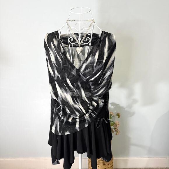 Gorgeous vintage 90s gray and black sparkly abstract long sleeve tight mesh top - Picture 1 of 7